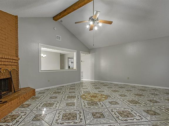 5th image of 2122 Goodwin Drive