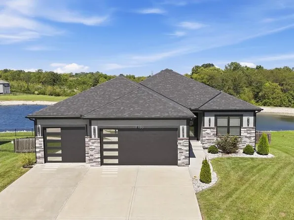 11730 N Laurel Ave, Kansas City, MO 64157