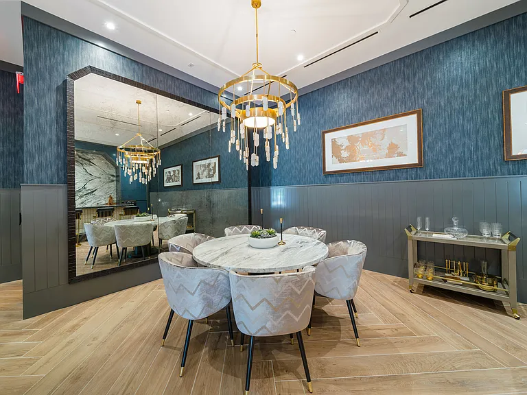 Halcyon House — Photo 15