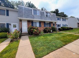 72 Heritage Wood #72, Wallingford, CT 06492