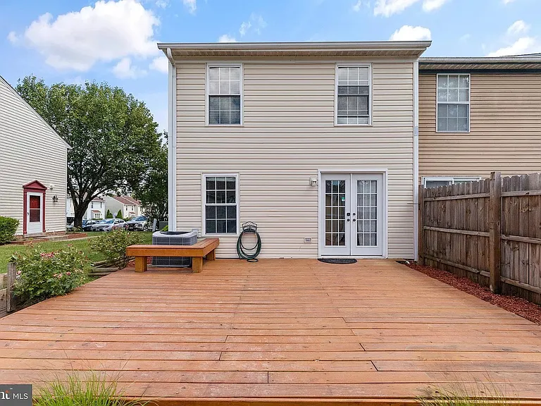 1232 Brice Sq — Photo 10