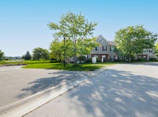 W206N16618 Blackberry Cir UNIT 2328, Jackson, WI 53037