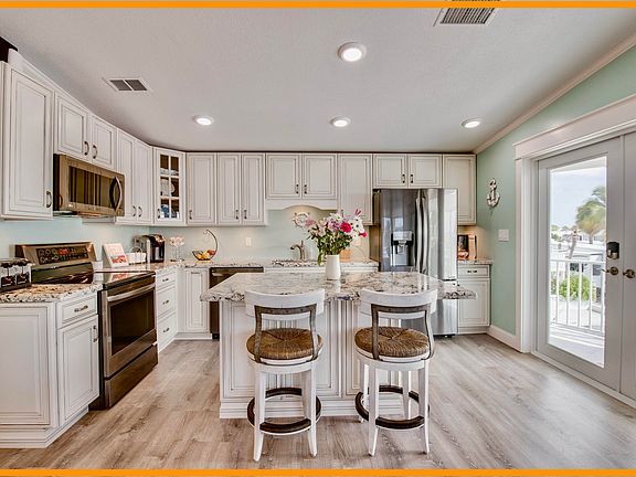 3rd image of 701 Spanish Main Dr #354