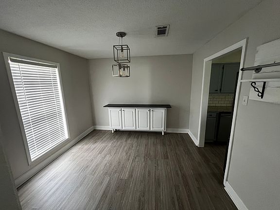 3rd image of 508 Osiris St