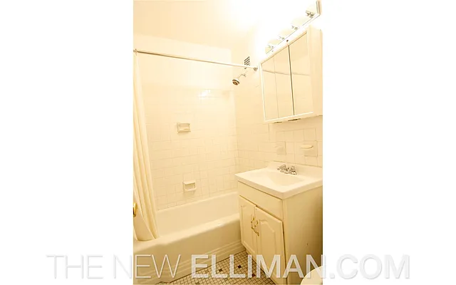 Rented by Douglas Elliman | media 3