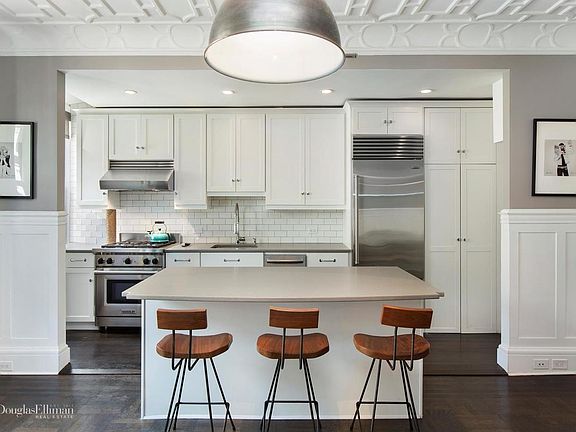 4th image of 828 7th Ave #10F