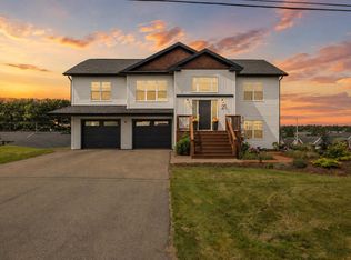 21 Waters Edge Ln, Cornwall, PE C0A 1H4