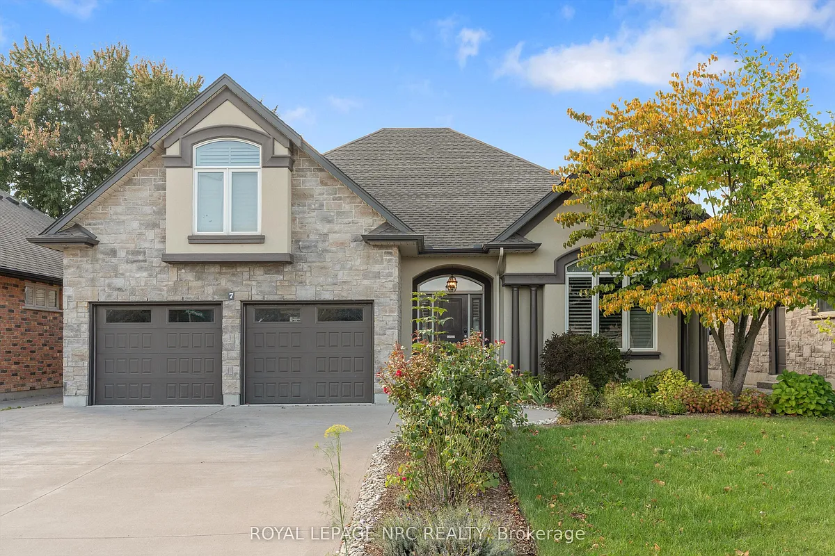 Building Photo - 7 Sapphire Ct N