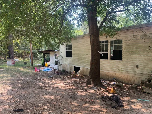 131 Elia Ln, Gurdon, AR 71743