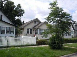 1190 Magnolia Ave E, Saint Paul, MN 55106