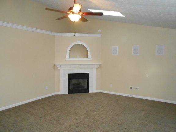 2nd image of 301 N Bend Dr SW