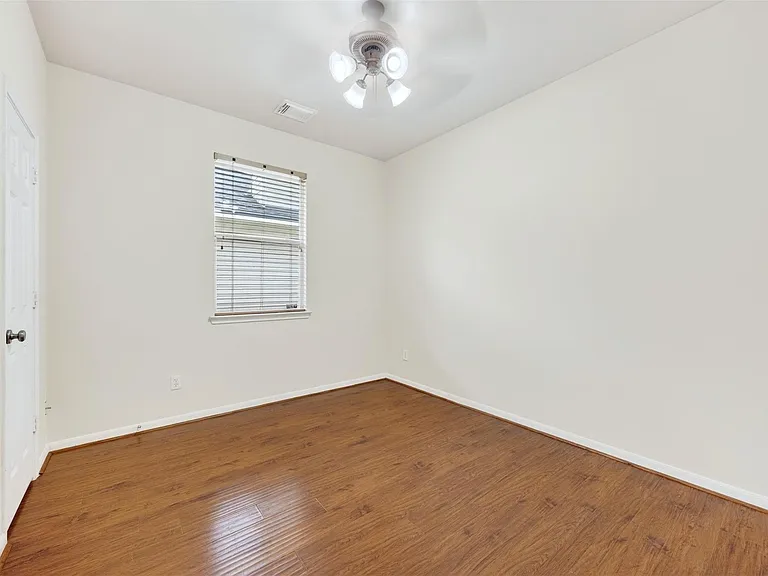 11630 Forest Wind Ln — Photo 34