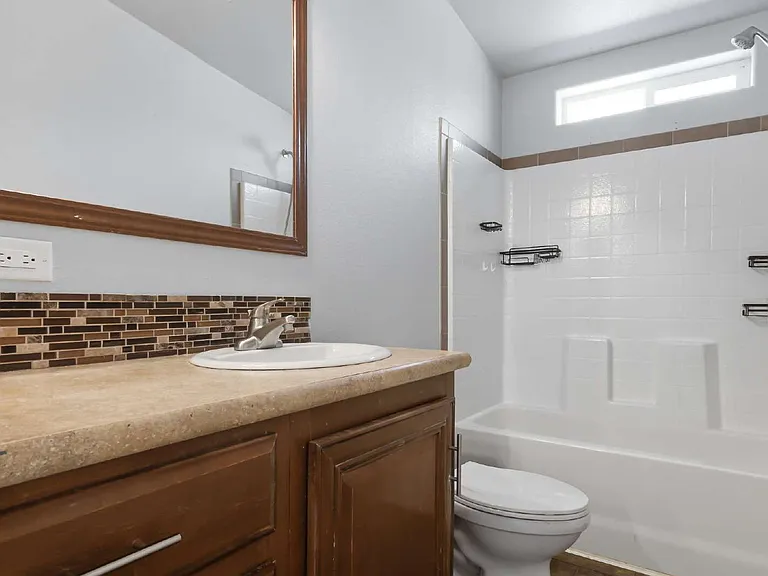 6253 Mount Rainier Ave — Photo 24