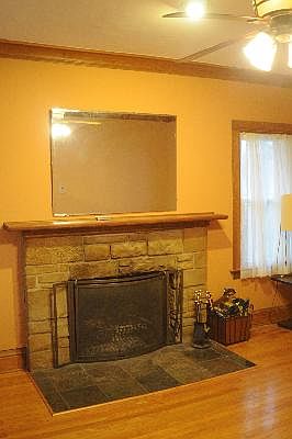 5th image of 9518 S Homan Ave