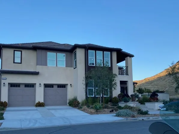 18601 Juniper Springs Dr, Santa Clarita, CA 91387