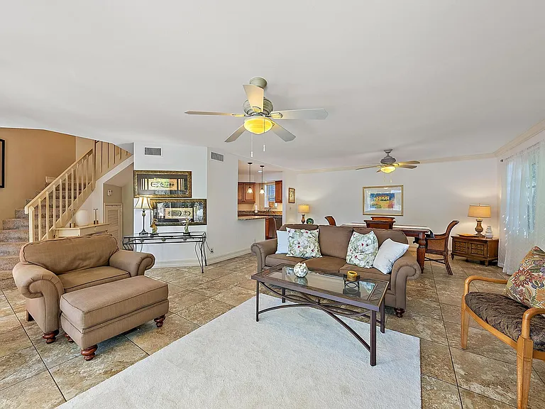 213 Seabreeze Cir — Photo 6