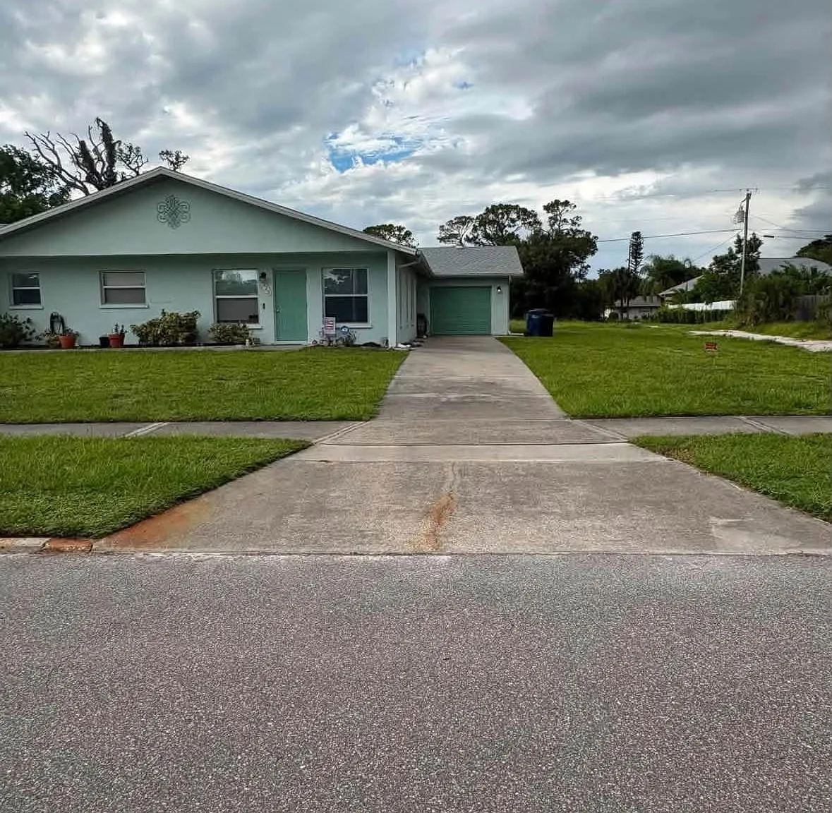 2 bed, 1150 sqft, $2,000 — Photo 2