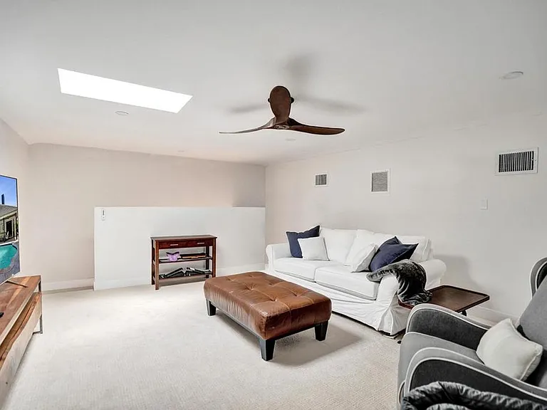 5569 Wind Drift Ln — Photo 74
