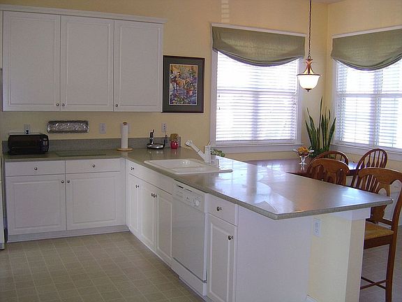 Plenty of Counter and Cabinet Space