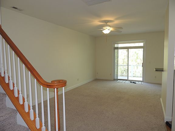 4th image of 202 River Gate Ln