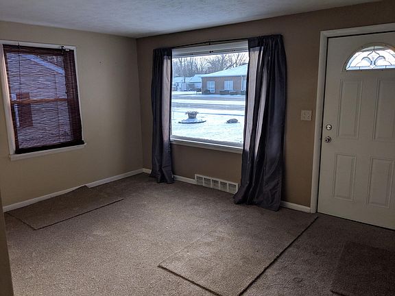 4th image of 7419 Southwood Dr