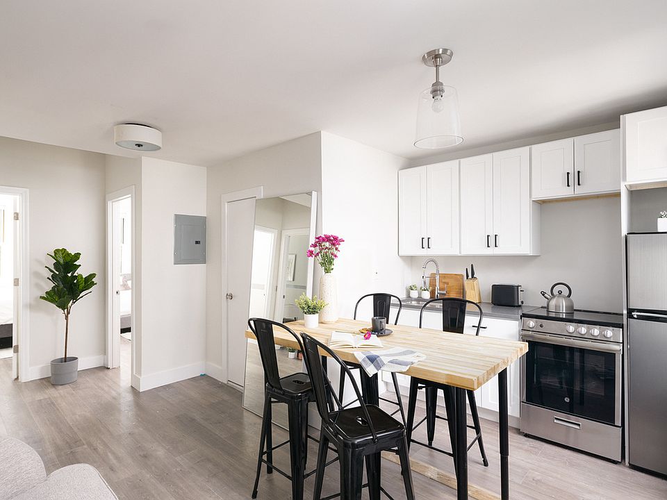 1st image of 107 S 3rd St APT 3A