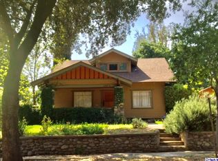 1071 N Marengo Ave, Pasadena, CA 91103