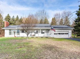 7800 S Lake Shore Dr, Cedar, MI 49621
