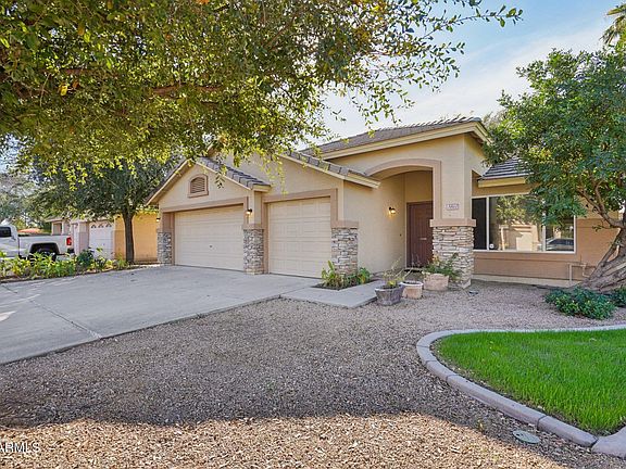 4th image of 3861 E ASPEN Way