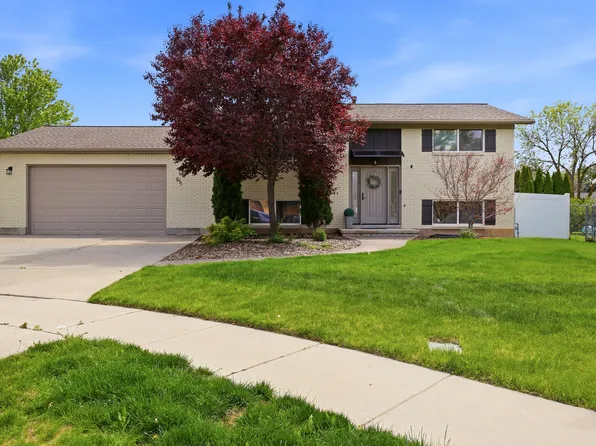 611 W 1635 N, Clinton, UT 84015