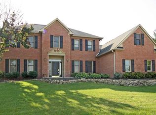 10153 Quaker Ridge Ct, Fishers, IN 46037