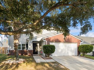 8050 Long Shadow Ln, North Charleston, SC 29406