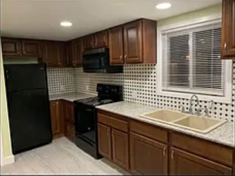1st image of 864 Route 715 APT 8