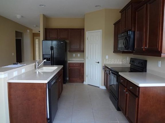 2nd image of 3650 Oak Brook Ln