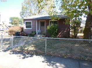 707 SE Flint St, Roseburg, OR 97470