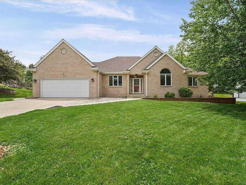 1st image of 352 Tremont Ln