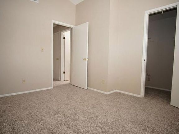 5th image of 11621 James Watt Dr