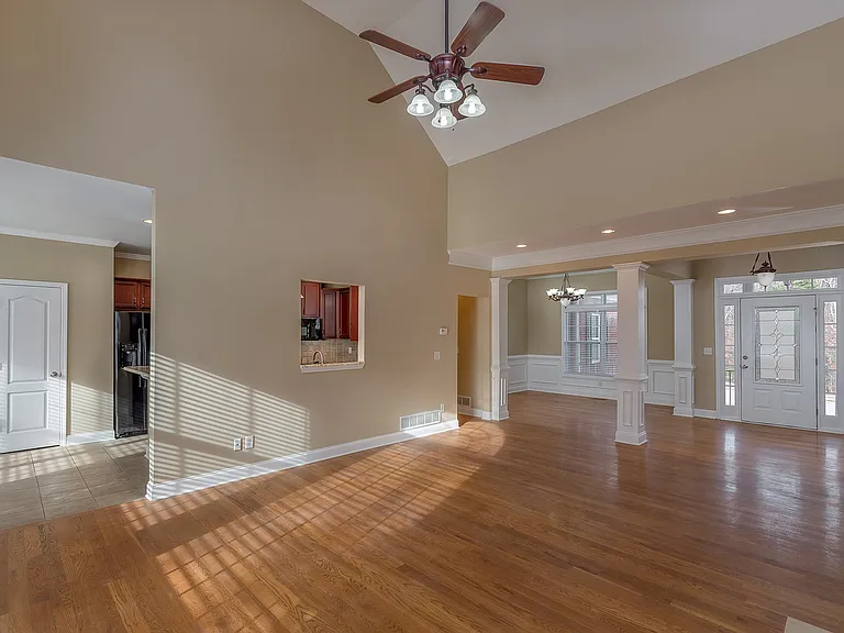 8675 Copperridge Dr — Photo 9