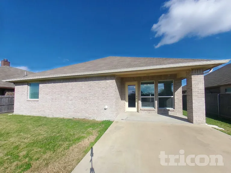 1713 Meadowlark Ln — Photo 16