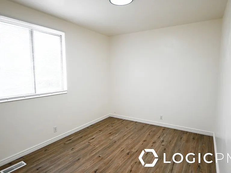6492 S Fernbrook Dr — Photo 12