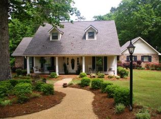 1015 Hope Dr, McComb, MS 39648