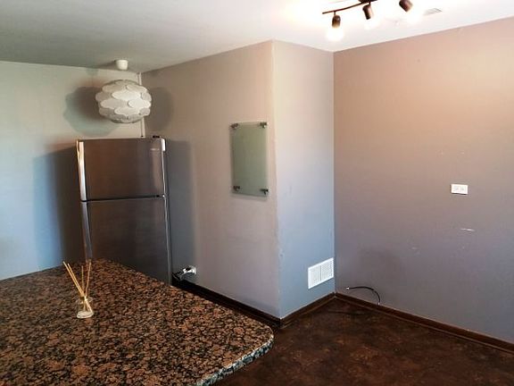 4th image of 6139 W Touhy Ave #2F