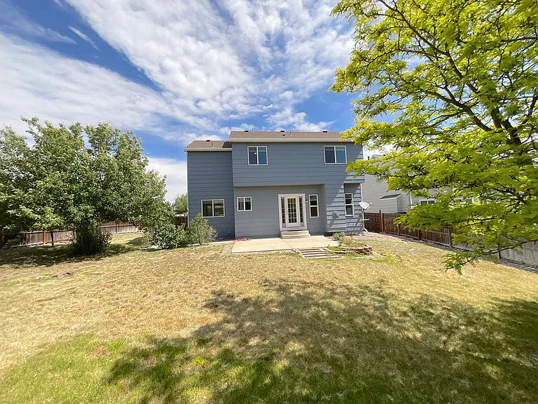 2579 Weyburn Way — Photo 4