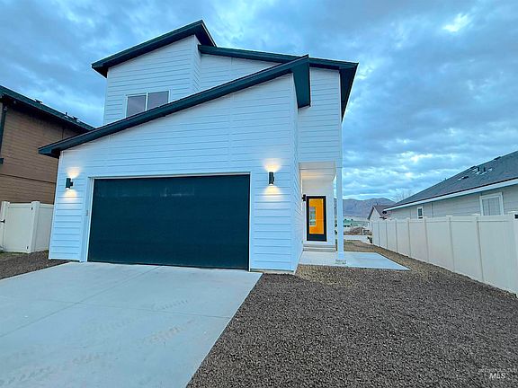 4th image of 144 Dovetail Dr