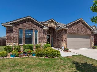 404 Marquette Dr, Van Alstyne, TX 75495