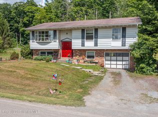 374 Raylean Rd, Montrose, PA 18801