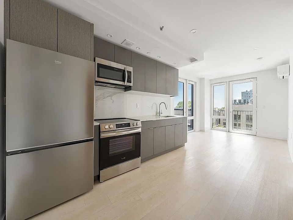 1st image of 1499 Bedford Ave #7F