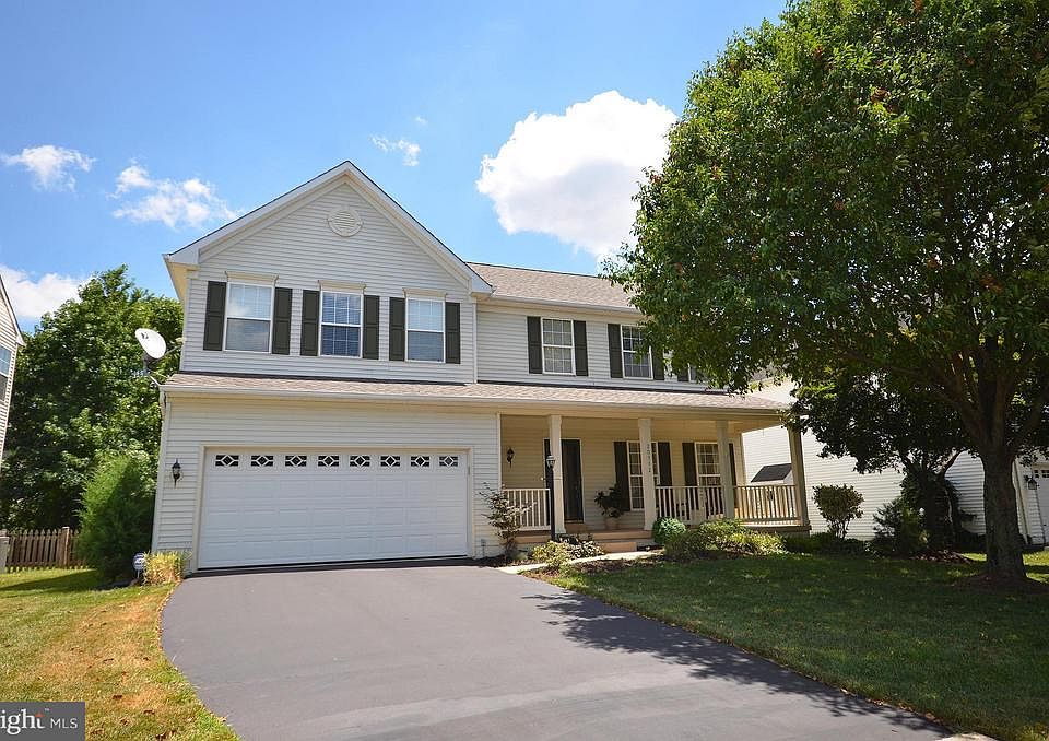 Great 4BR, 3.5BA in the Heart of Ashburn
