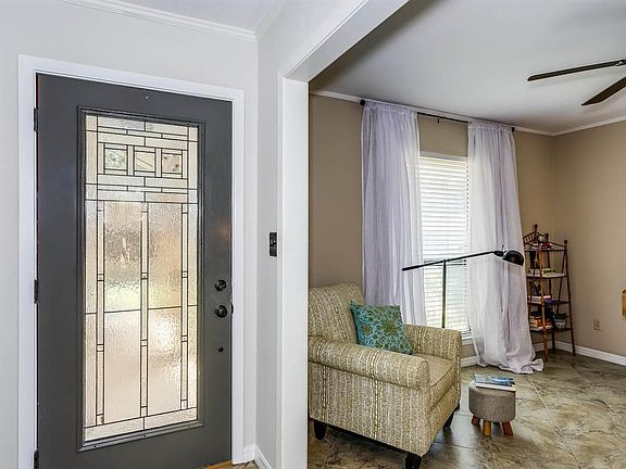 2nd image of 2782 Great Oaks Ln