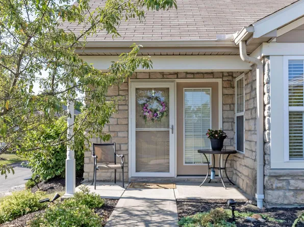 7288 Kendal Ln, Lewis Center, OH 43035